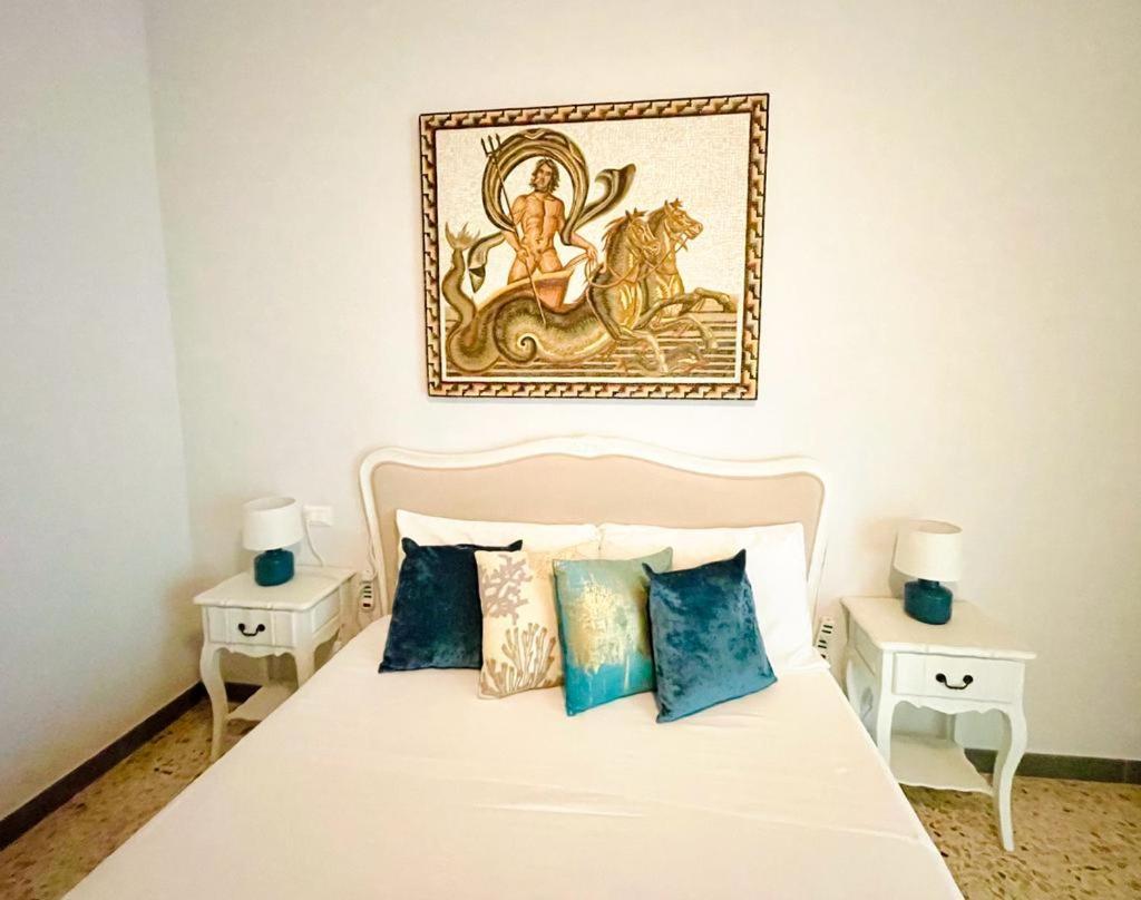 Trapani Centro Storico Apartment, Great Central Location! All New Furniture And Appliances! Εξωτερικό φωτογραφία